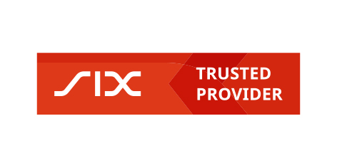 Rotes, rechteckiges Logo mit dem Wort SIX in weißer Schrift auf der linken Seite und TRUSTED PROVIDER in weißen Großbuchstaben innerhalb einer nach rechts gerichteten Pfeilform auf der rechten Seite, um den Status als vertrauenswürdiger Partner hervorzuheben.
